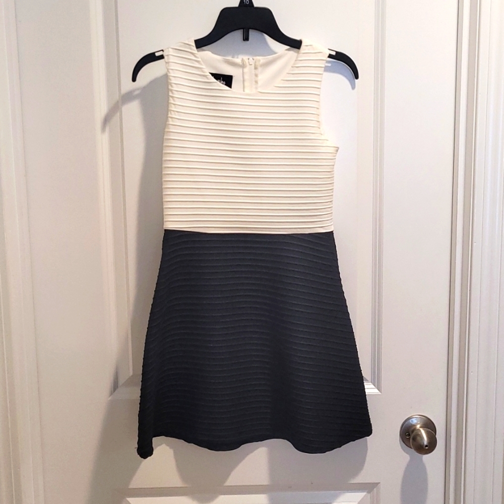 Girls black and white dress size 10